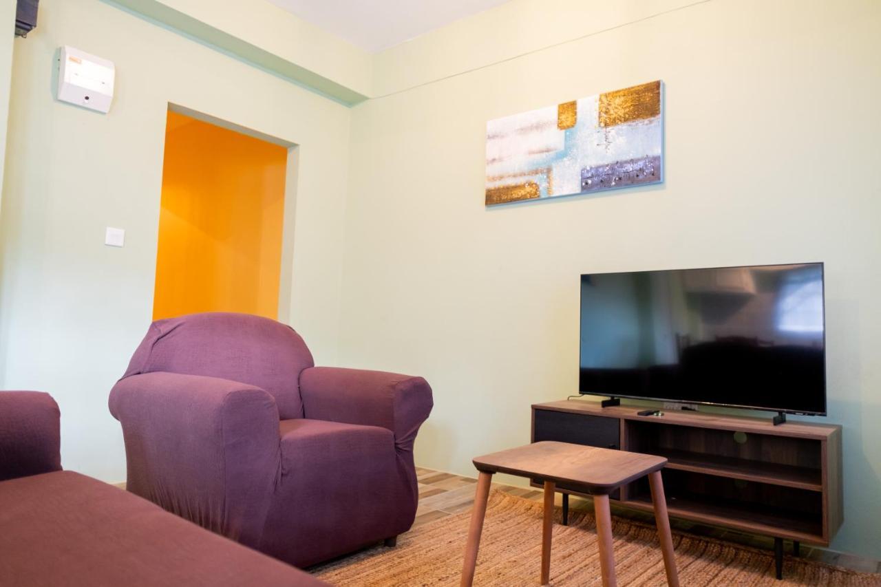 Golden Palms Apartment Kingstown Bagian luar foto